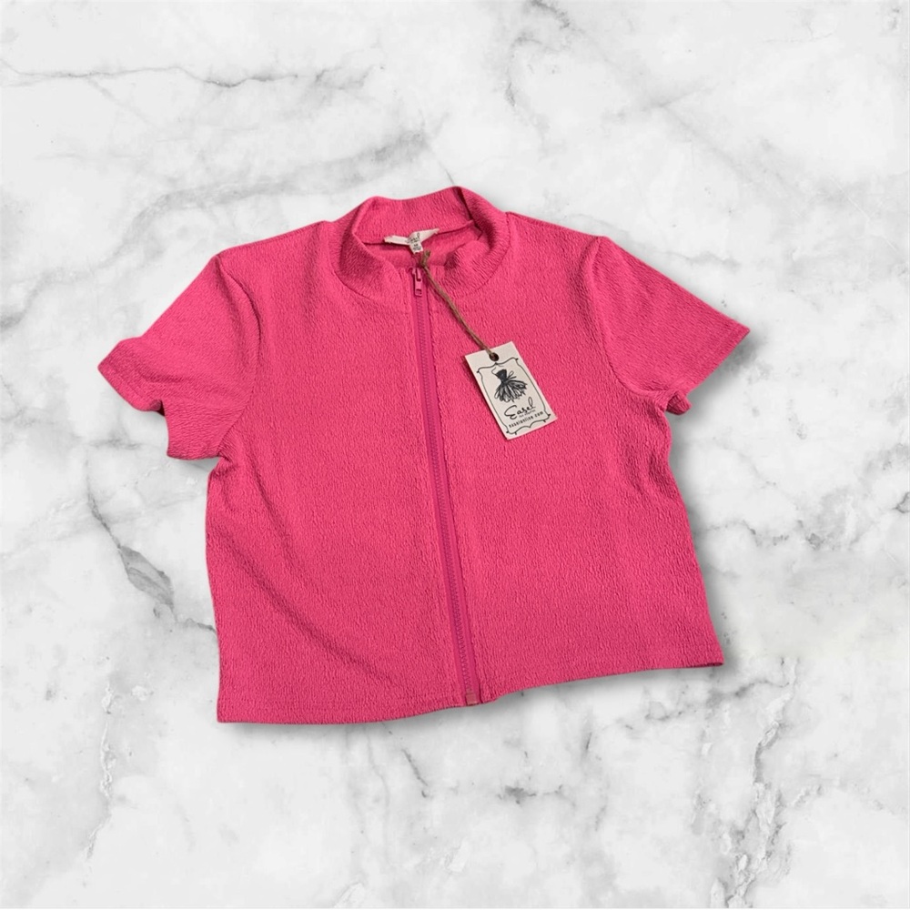 Easels Pink Short Sleeve Women's Top
